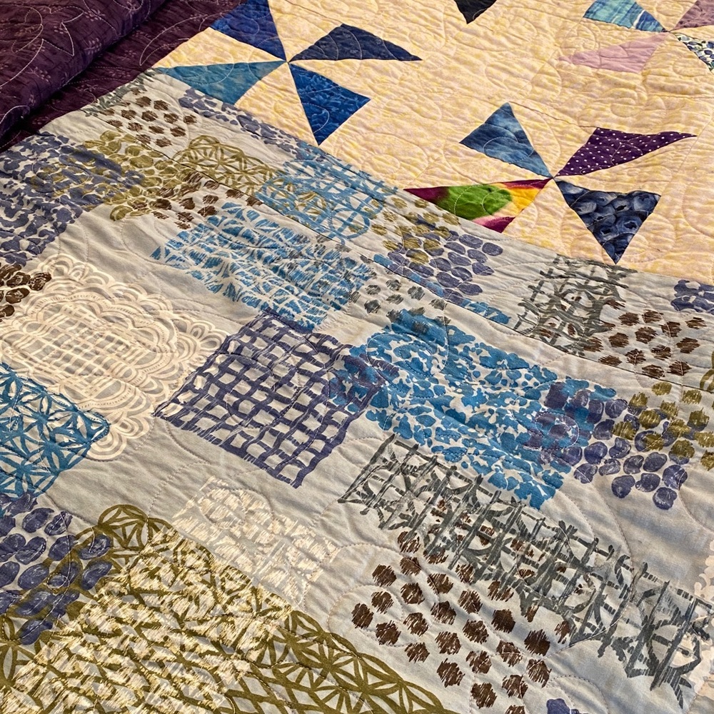 Patchwork Quilt with Blue and Purple Accents - Full - Picture 5 of 10